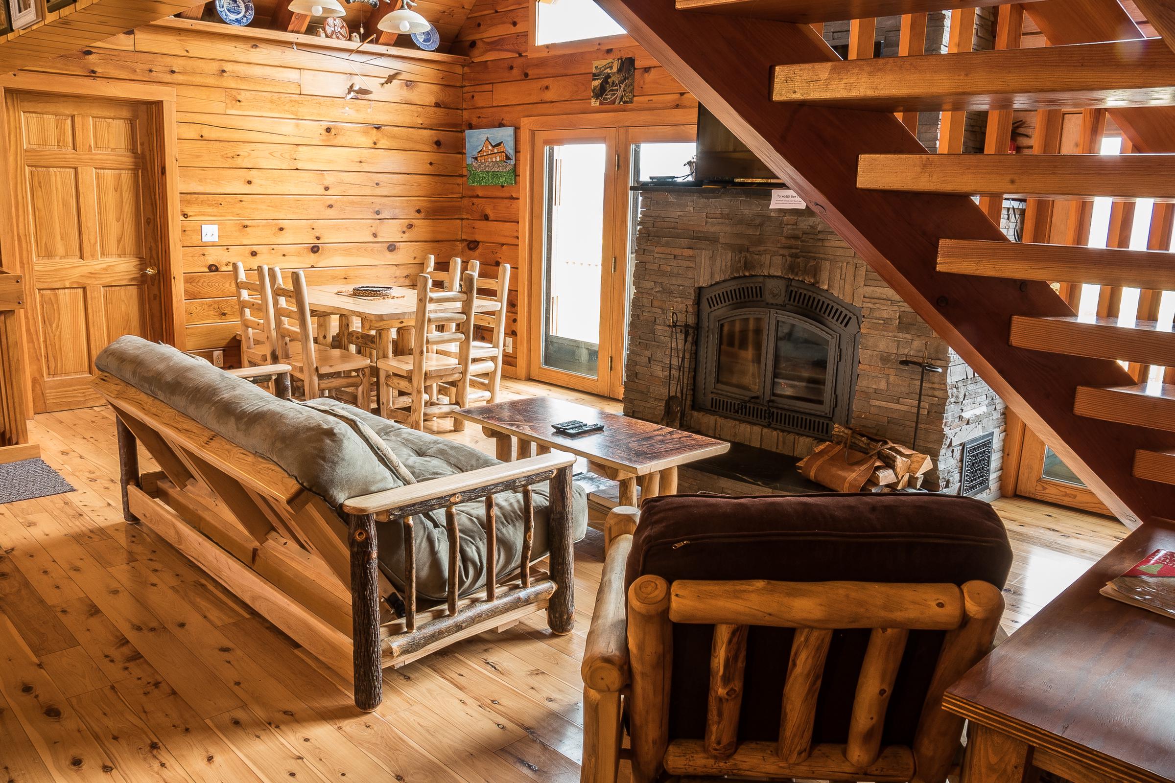 Interior Pat's Cabin